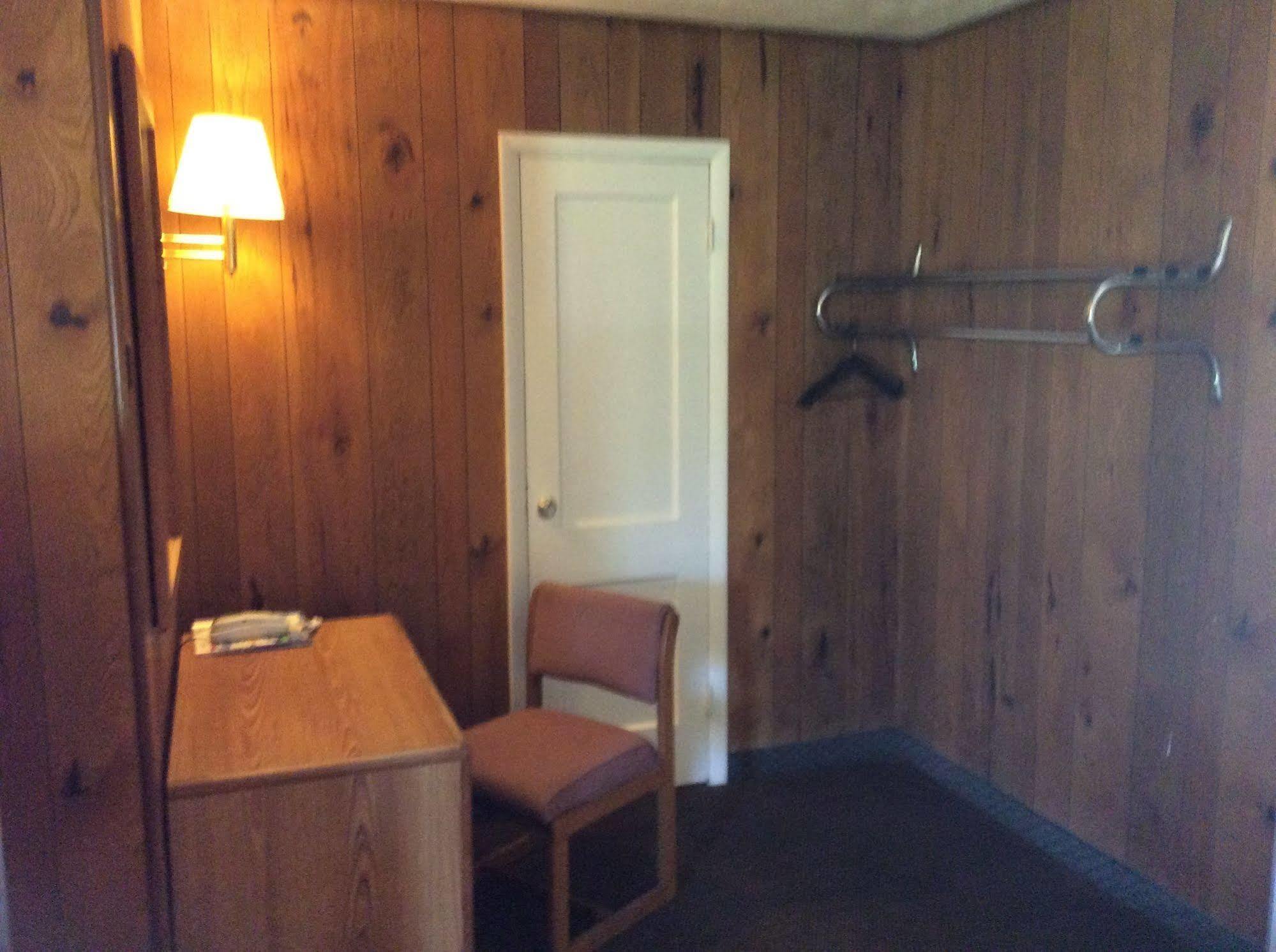Woodridge Motel Terre Haute Esterno foto